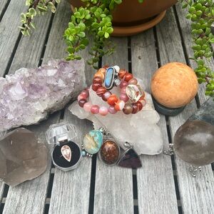 9:30 PM EST🙌 JOIN ME FOR MY FIRST LIVE SHOW!!!!